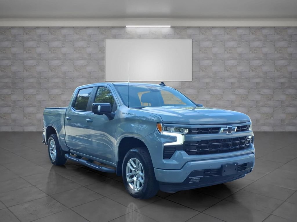 Used 2025 Chevrolet Silverado 1500 RST w/ Convenience Package II AWD/4WD image 1