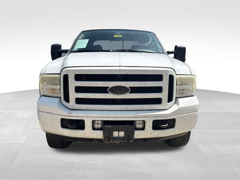 Used 2005 Ford F350 Lariat AWD/4WD image 6