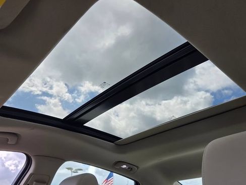 Used 2017 Buick LaCrosse Essence w/ Sun and Shade Package FWD image 19