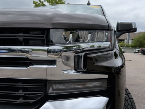 Used 2019 Chevrolet Silverado 1500 LT w/ All-Star Edition image 3