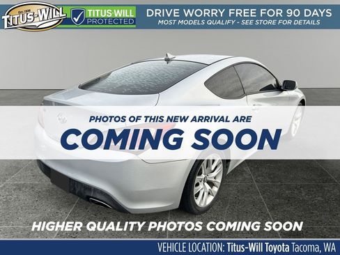 Used 2016 Hyundai Genesis 3.8 image 4