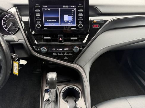 Certified 2024 Toyota Camry SE image 11