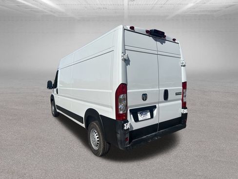 New 2025 RAM ProMaster 2500 w/ Convenience Group FWD image 8