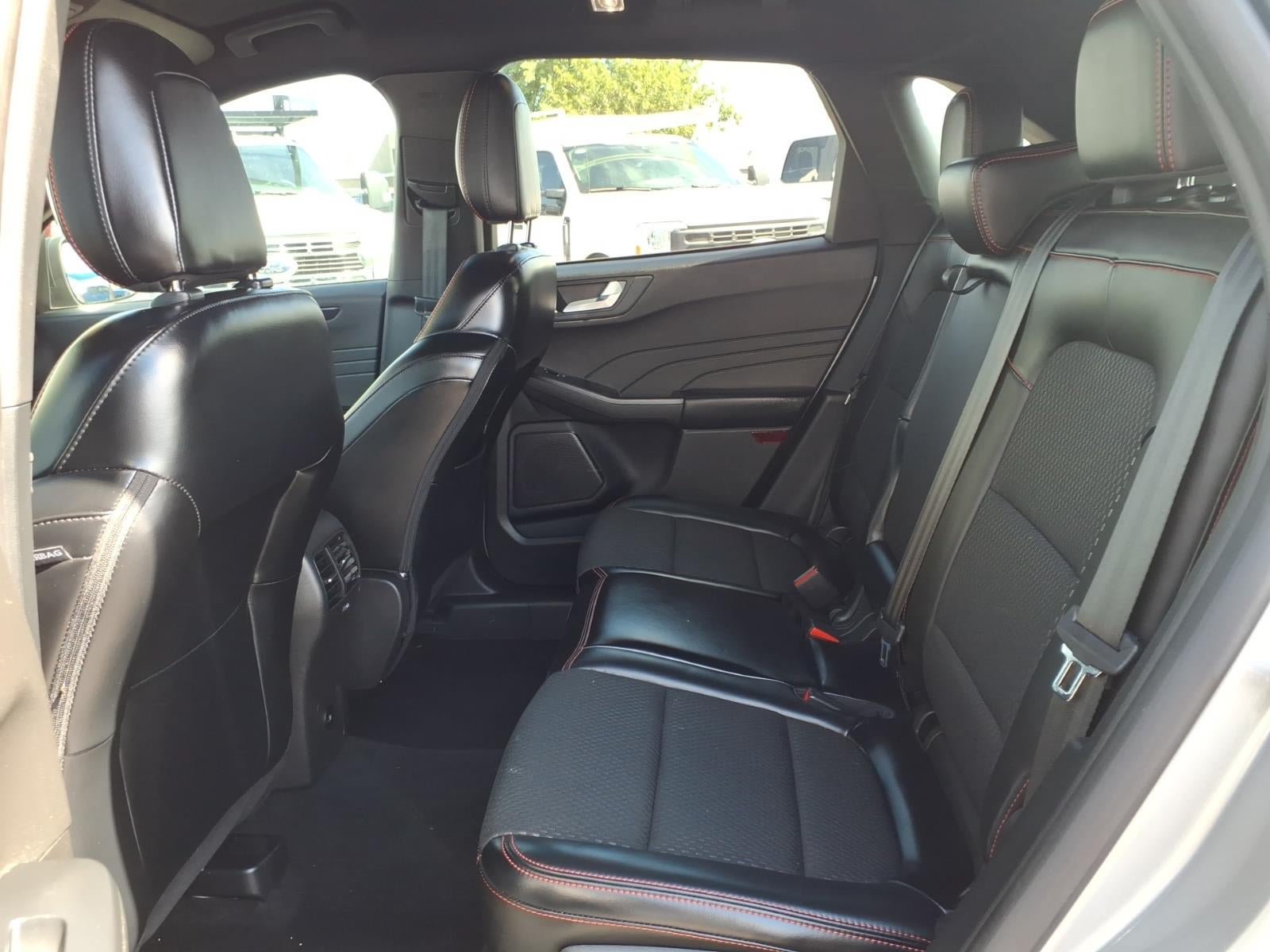 Certified 2024 Ford Escape ST-Line w/ Tech Pack #1 FWD image 17