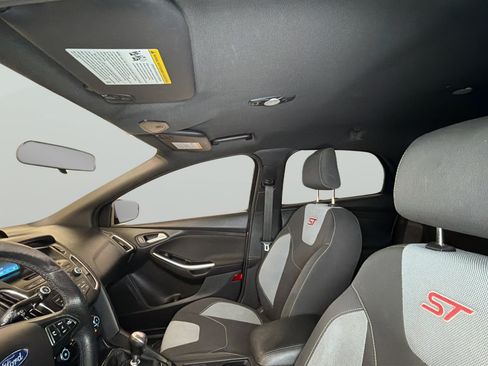 Used 2017 Ford Focus ST FWD image 30