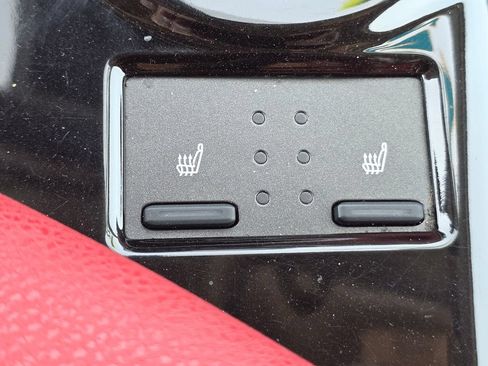Used 2022 Toyota Camry XSE w/ Carpet Mat Package (TMS) FWD image 18