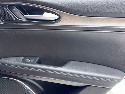 Used 2022 Alfa Romeo Stelvio Ti w/ Active Assist Plus Package image 51