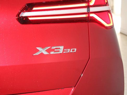 Used 2025 BMW X3 xDrive30i w/ Premium Package image 7