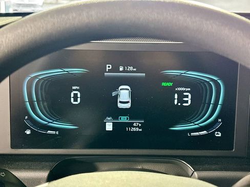 Certified 2023 Kia Niro LX image 15