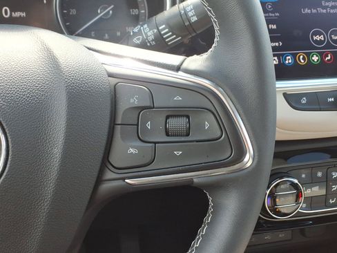 Used 2023 Buick Encore GX Select FWD image 16