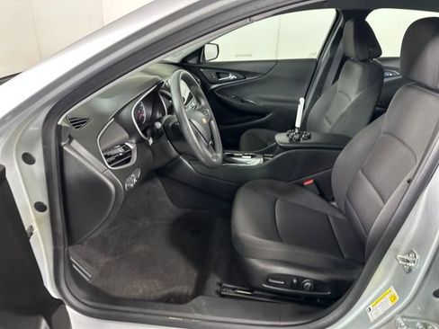 Used 2020 Chevrolet Malibu LS image 11