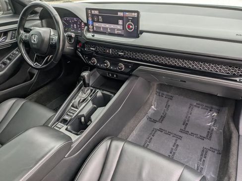 Used 2024 Honda Accord Sport image 30