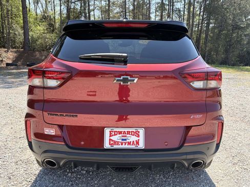 Used 2022 Chevrolet TrailBlazer RS w/ Convenience Package image 23