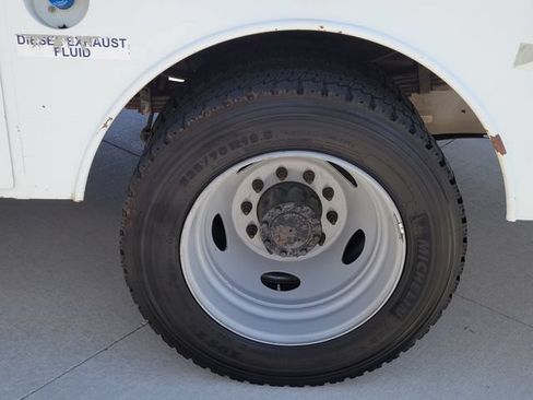 Used 2012 Ford F550 4x4 Regular Cab Super Duty w/ Payload Upgrade Pkg image 15