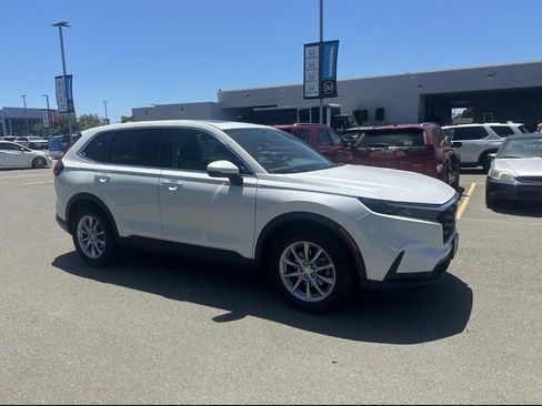 Used 2026 Honda CR-V EX image 2