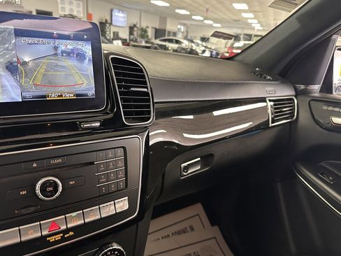 Used 2019 Mercedes-Benz GLS 550 4MATIC w/ Driver Assistance Package image 17