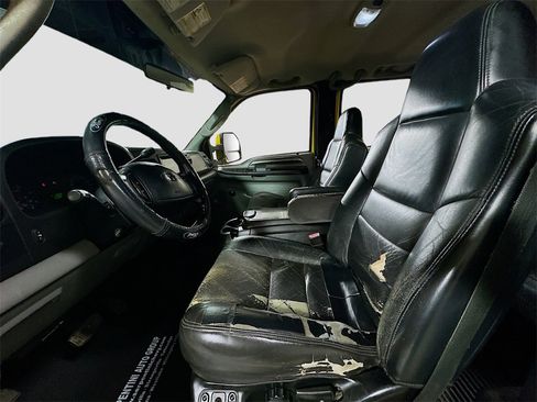 Used 2005 Ford F250 Lariat image 19