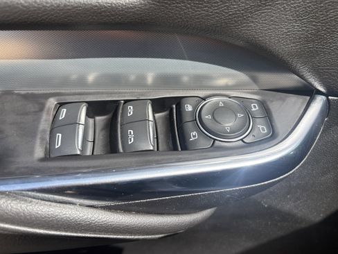 Used 2020 Cadillac XT4 Premium Luxury FWD image 13