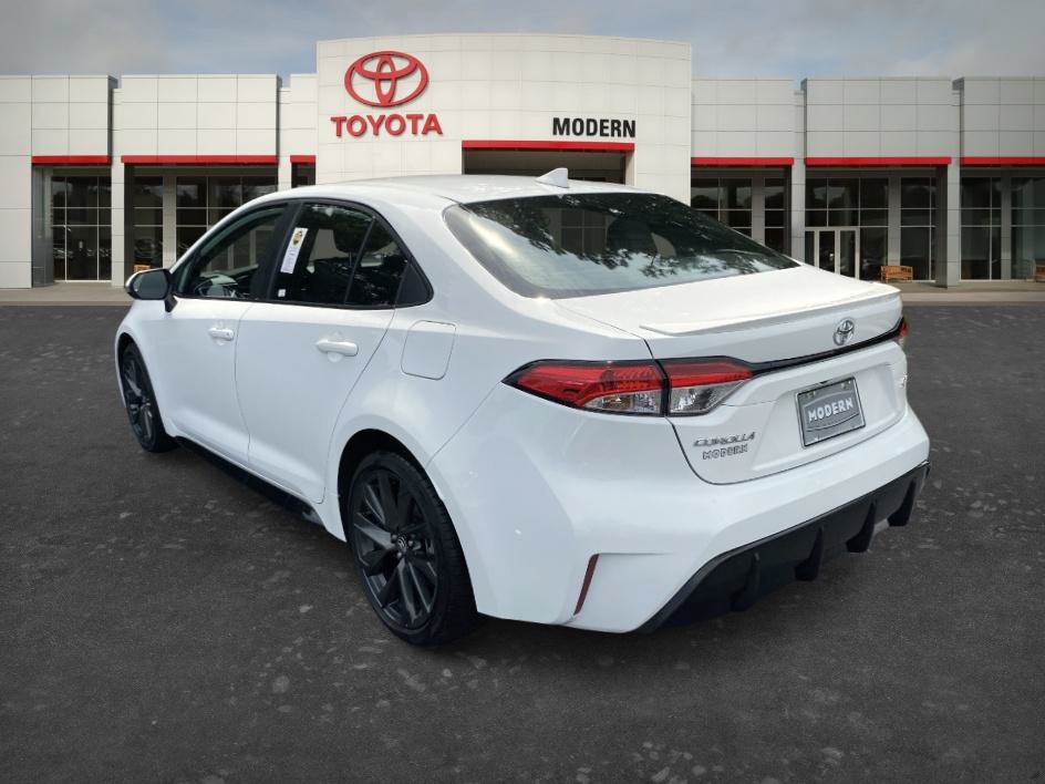 Certified 2025 Toyota Corolla SE FWD image 7
