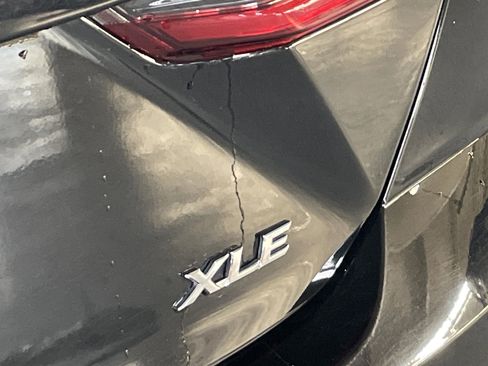 Used 2025 Toyota Camry XLE FWD image 33