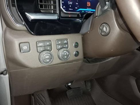 Used 2026 Chevrolet Silverado 1500 LTZ AWD/4WD image 19