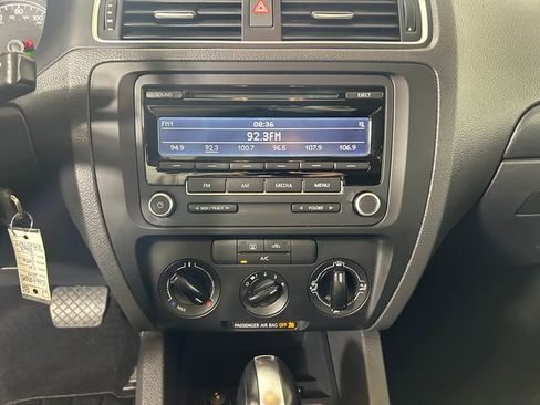 Used 2014 Volkswagen Jetta S image 22