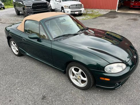 Used 2000 MAZDA MX-5 Miata RWD image 2