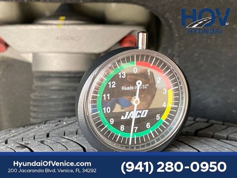 Certified 2024 Hyundai Tucson SEL AWD/4WD image 36