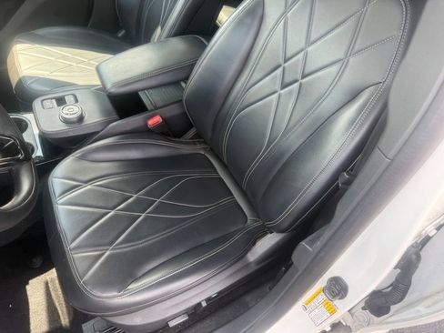 Used 2022 Ford Mustang Mach-E Select AWD/4WD image 18