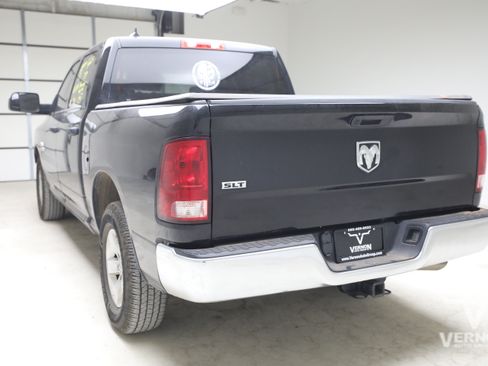 Used 2022 RAM 1500 Classic SLT w/ Trailer & Traction Group RWD image 2