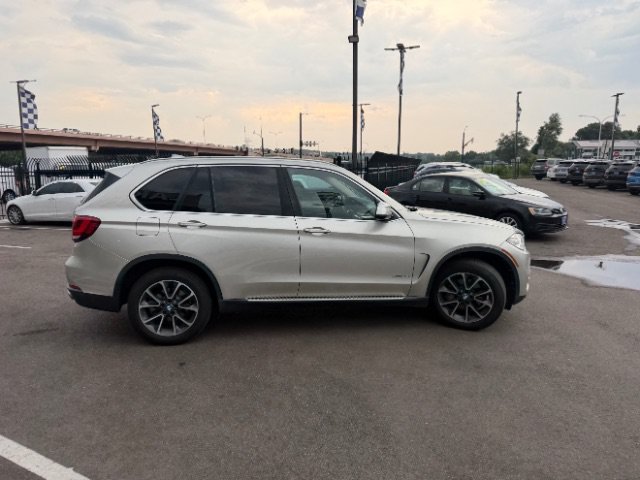 Used 2015 BMW X5 xDrive35i AWD/4WD image 17