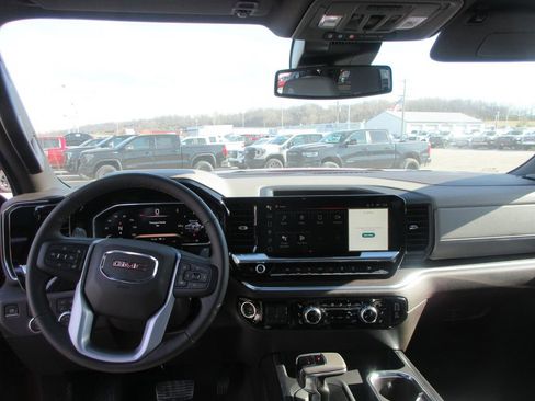 New 2026 GMC Sierra 1500 SLT w/ SLT Premium Plus Package AWD/4WD image 18