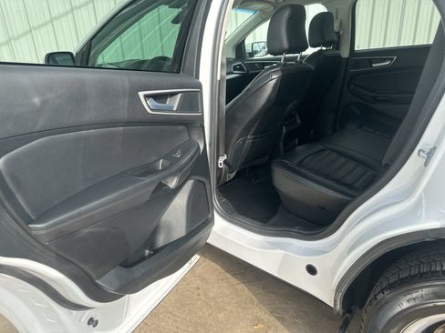 Used 2024 Ford Edge SEL AWD/4WD image 12