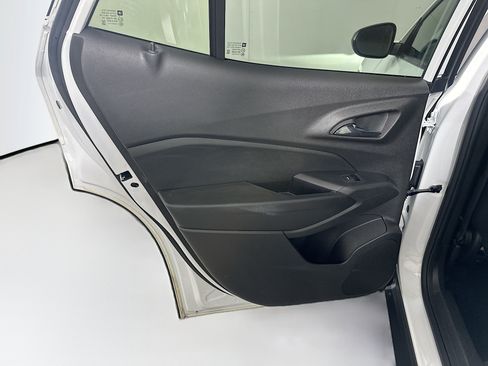 Used 2025 Chevrolet Trax LS FWD image 24