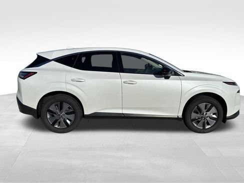 Used 2025 Nissan Murano SL image 9
