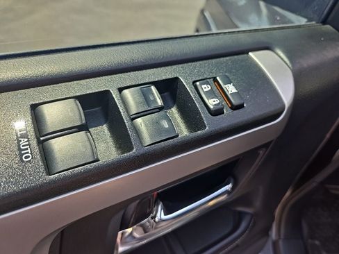 Used 2023 Toyota 4Runner Limited AWD/4WD image 10