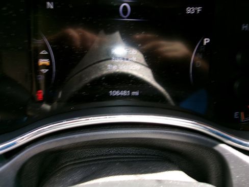 Used 2018 Jeep Grand Cherokee Altitude RWD image 25