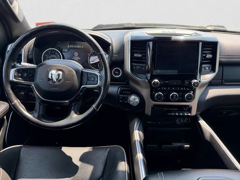 Used 2019 RAM 1500 Laramie AWD/4WD image 11