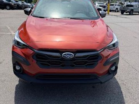 Used 2024 Subaru Crosstrek 2.5i Limited w/ Popular Package #4A AWD/4WD image 3
