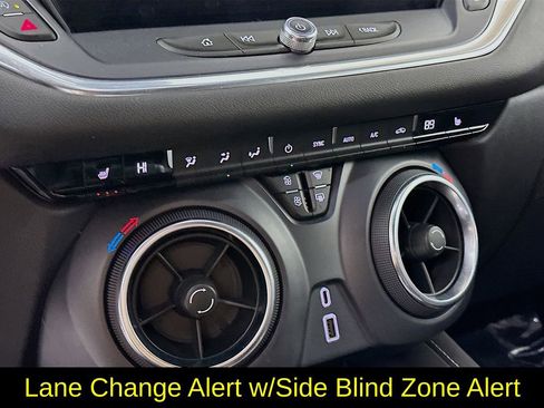 Used 2023 Chevrolet Blazer LT w/ Convenience Package image 22