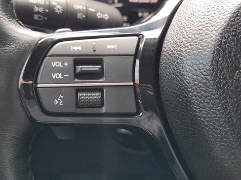 Used 2024 Honda Pilot Elite image 23