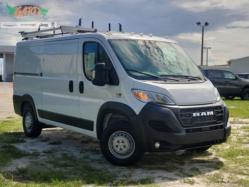 Used 2025 RAM ProMaster 2500 w/ Safety Group FWD image 1