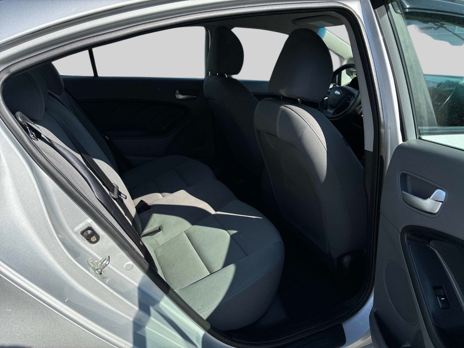 Used 2018 Kia Forte LX FWD image 9