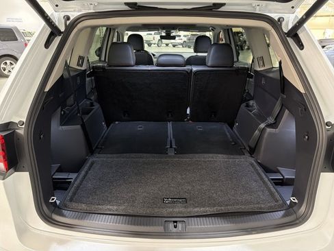 Certified 2026 Volkswagen Atlas Peak Edition AWD/4WD image 12