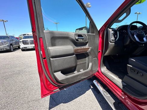 Used 2019 GMC Sierra 1500 SLE w/ SLE Value Package AWD/4WD image 23