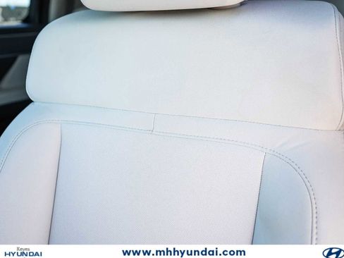 New 2026 Hyundai Santa Fe SE FWD image 26