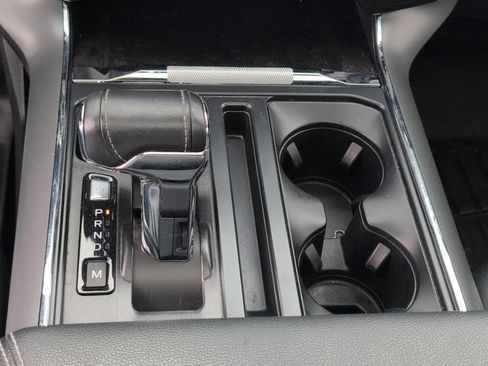 Used 2022 Ford F150 Lariat w/ Equipment Group 502A High image 22