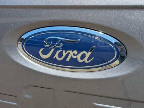 Used 2022 Ford F150 Lariat w/ Equipment Group 502A High image 33