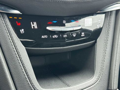 Used 2023 Cadillac XT5 Premium Luxury image 21