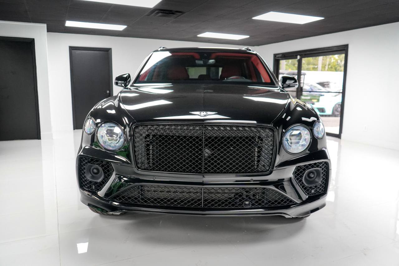 Used 2022 Bentley Bentayga AWD/4WD image 8